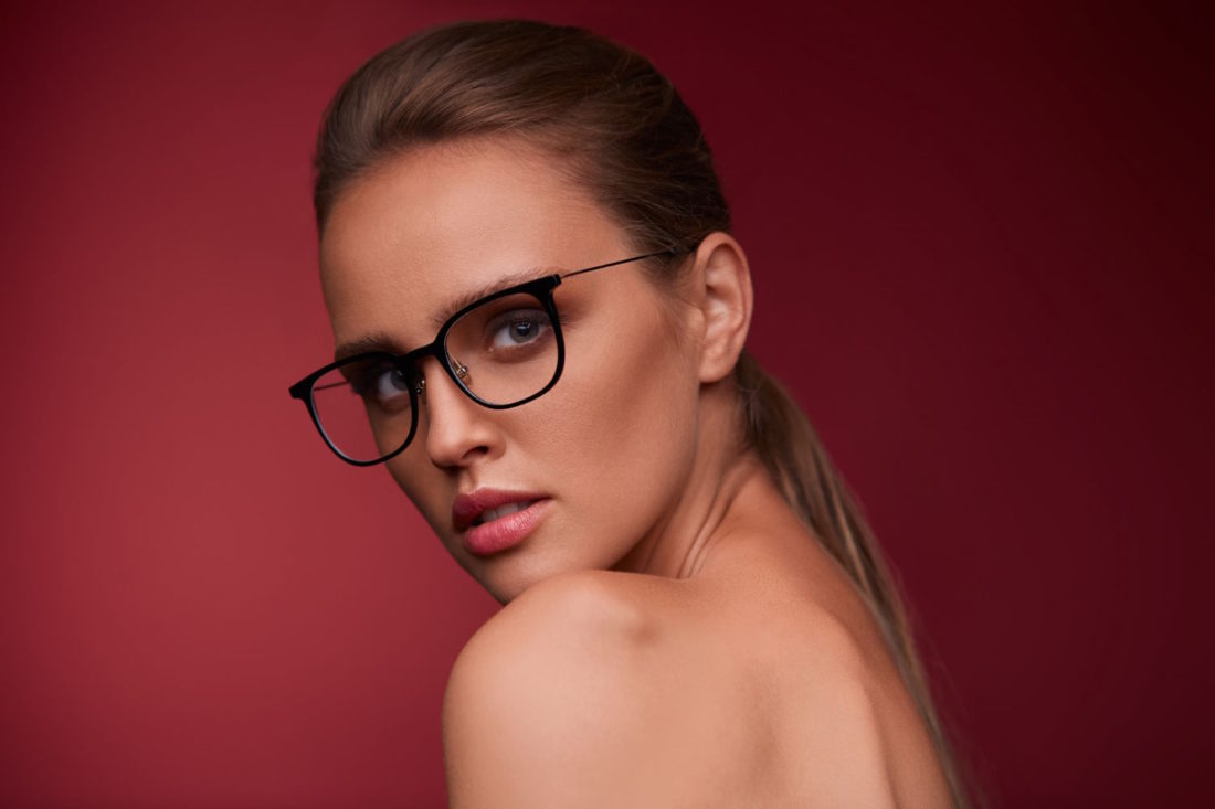 Piękne XXI wieku: Trendy okularowe dla kobiet!